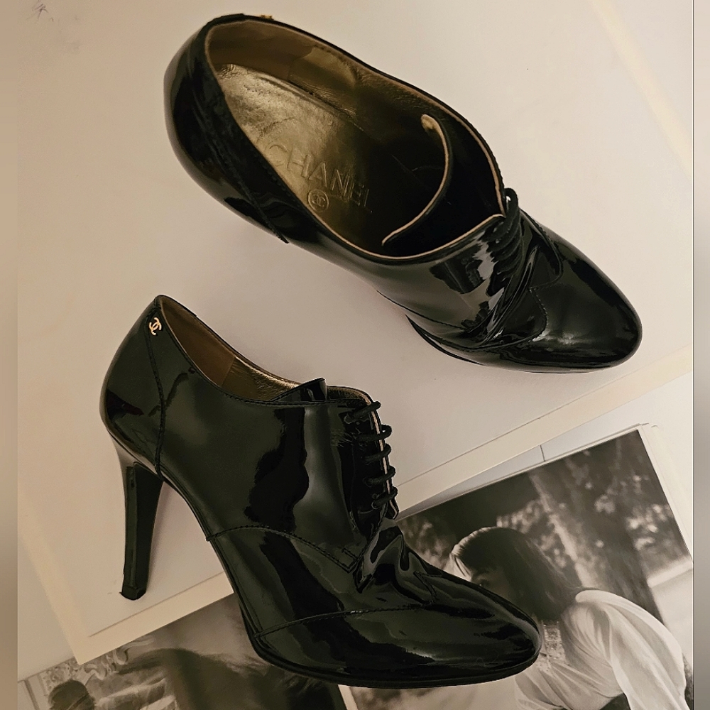SALE Chanel Black Patent Leather Booties Loafer Style Heels with gold CC - Picture 3 of 16